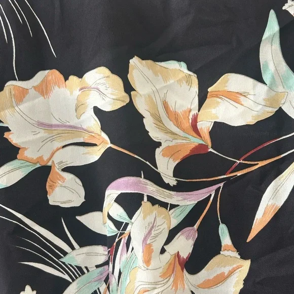 NWT Yumi Kim Kennedy 100% Silk Black Floral Bay Breeze Wrap Mini Dress - Small - Picture 15 of 16